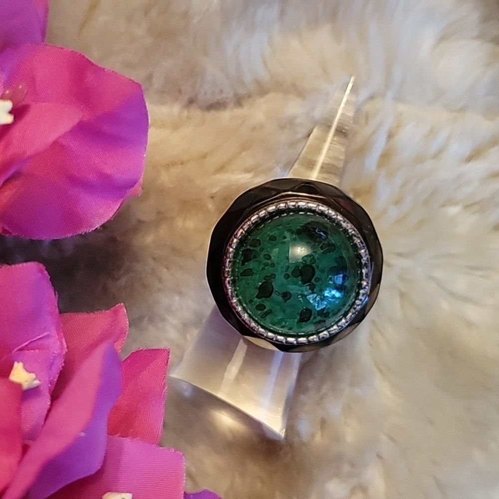 Green Elastic Ring Costume Jewelry